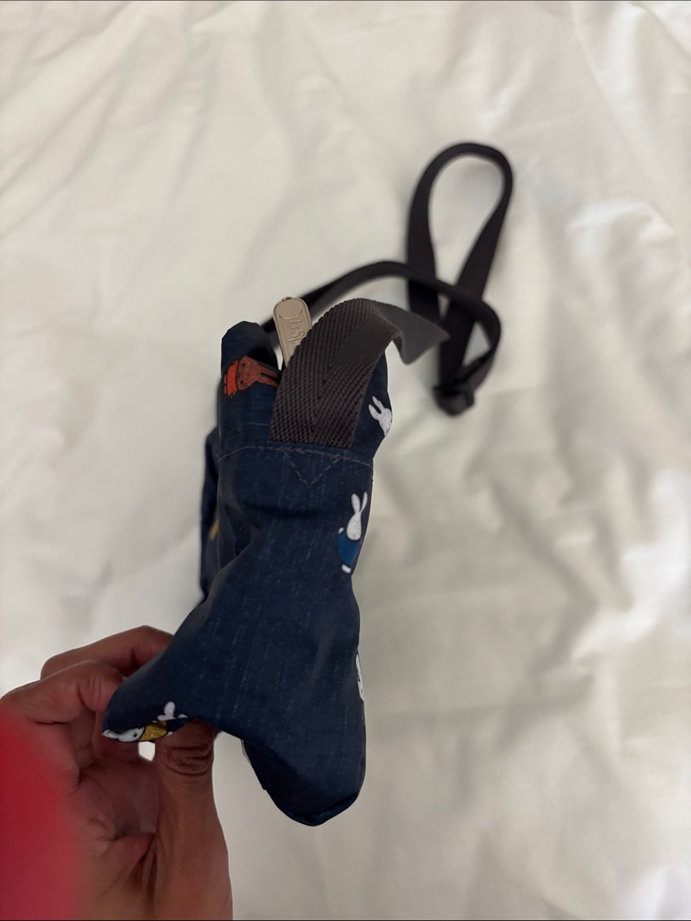 Lesportsac x Miffy Crossbody Bag - Picture 3 of 10